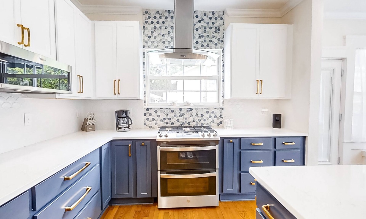 Riverside House | Home & bungalow with a firepit, two full kitchens, & AC - in a great location
