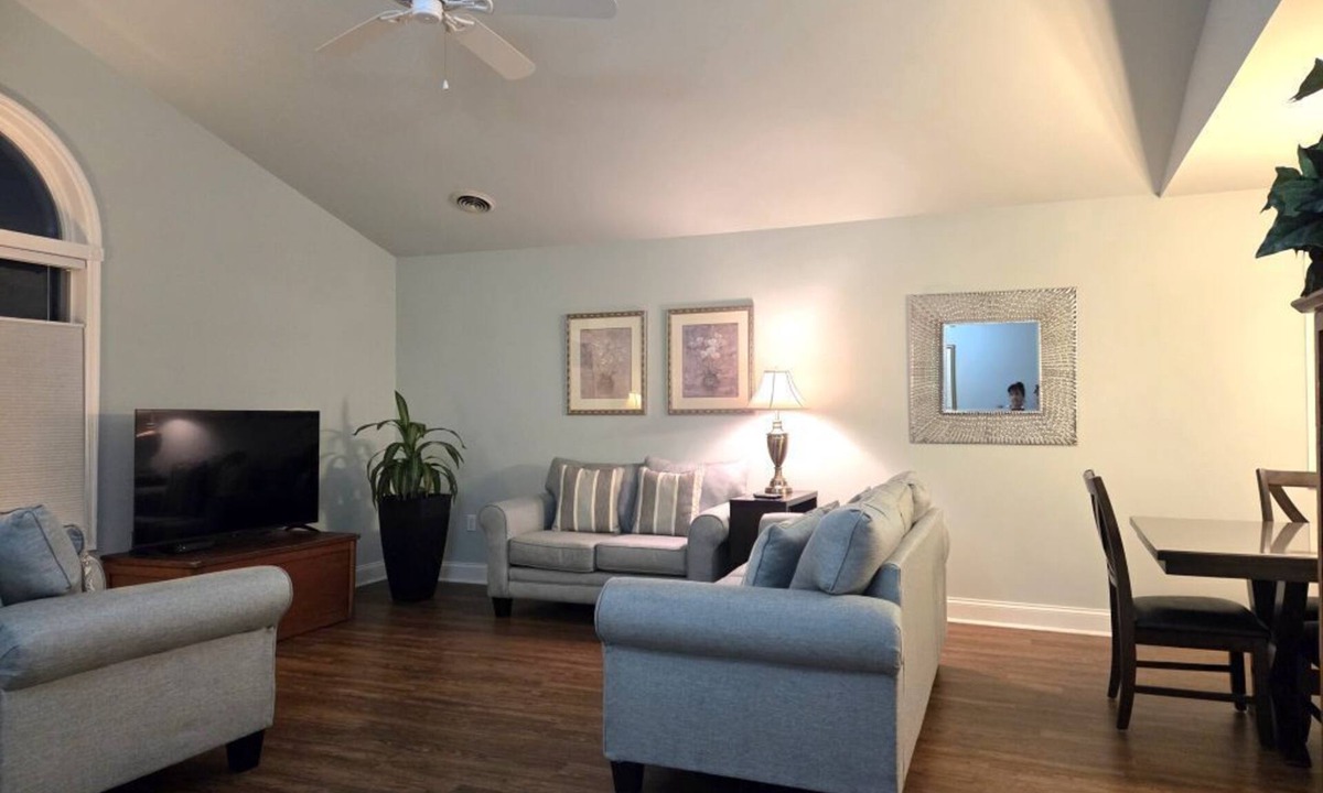 Mechanicsburg House | Home in Mechanicsburg, PA close to Carlisle, Camp Hill, Enola, Harrisburg area