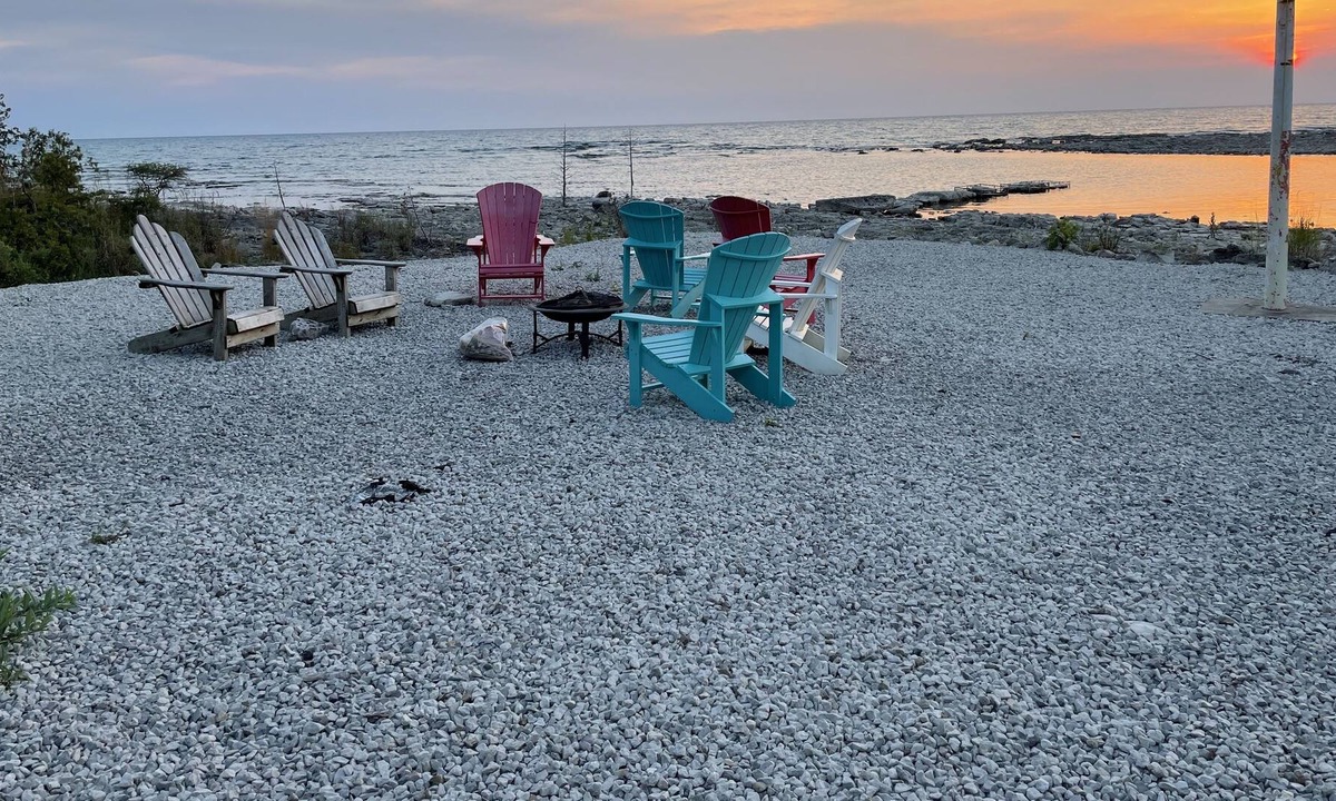 Northern Bruce Peninsula House | Home of the Living Sunset