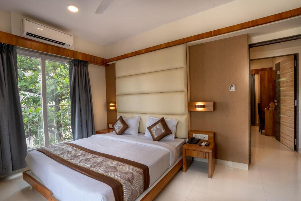 Santacruz Apartment | Home2 Suites and Service Apartments, Mumbai Airport