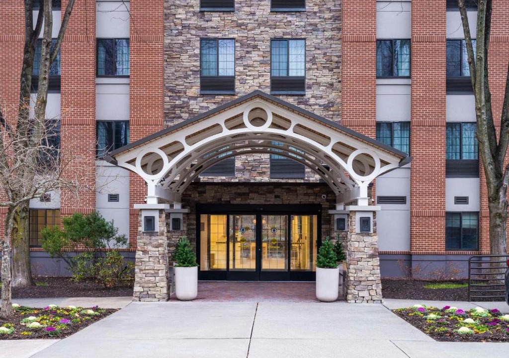 Parsippany Hotel | Homewood Suites by Hilton Parsippany-Troy Hills