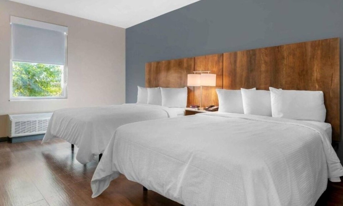 Biggar Hotel | Homey Suite w/Kitchen, Ideal for Long-Term or Business Travelers