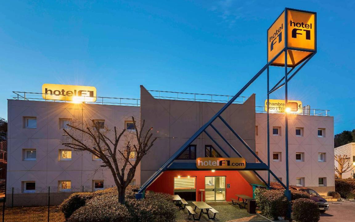 Aubervilliers Hotel | Hotel ∙ 6 guests