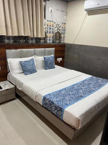 Kurla Hotel | Hotel KF Residency