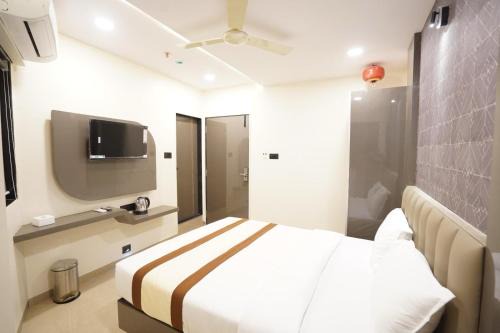 Kurla West Hotel | Hotel Lancaster