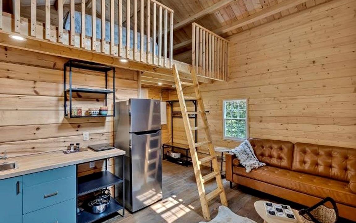 Fenelon Falls House | House ∙ 1 bedroom ∙ 2 guests
