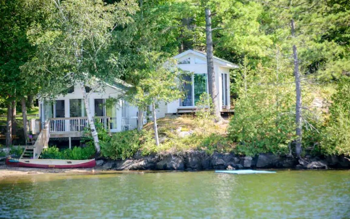 Frontenac House | House ∙ 5 bedrooms ∙ 13 guests