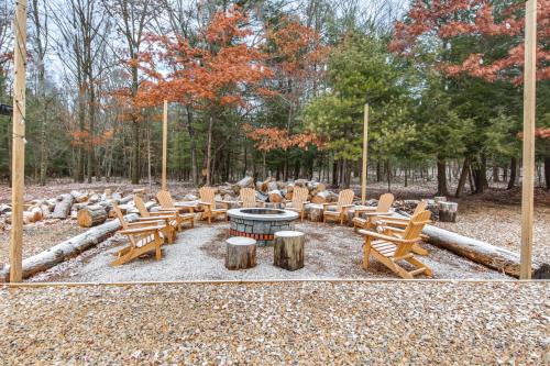 Olanta House | Houtzdale Home w/Shuffleboard & Pickleball!