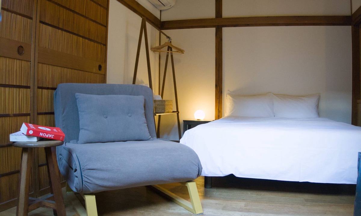 Kamiikebukuro Ski Chalet | Ikebukuro Nigo - Tokyo architectural small villa