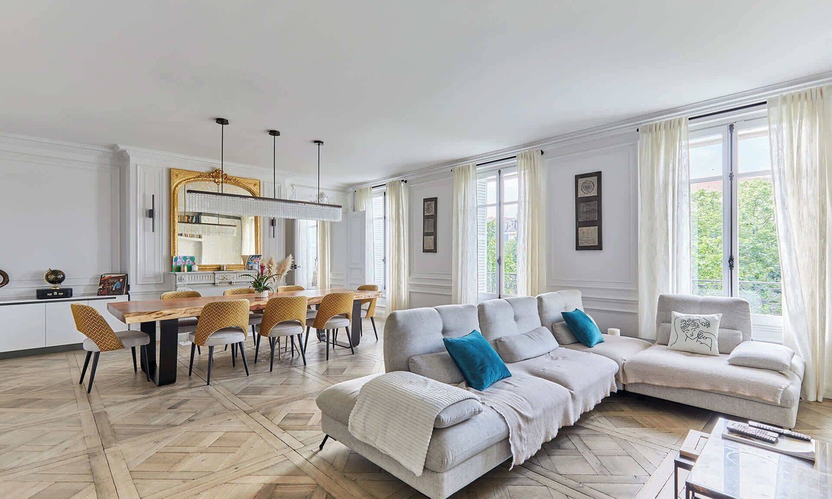 17th Arrondissement Apartment | Incredible Apartment Etoile Porte Maillot