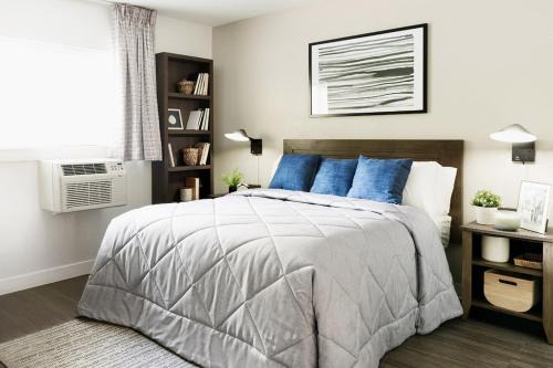 Orange Park Hotel | InTown Suites Extended Stay Jacksonville FL - Orange Park