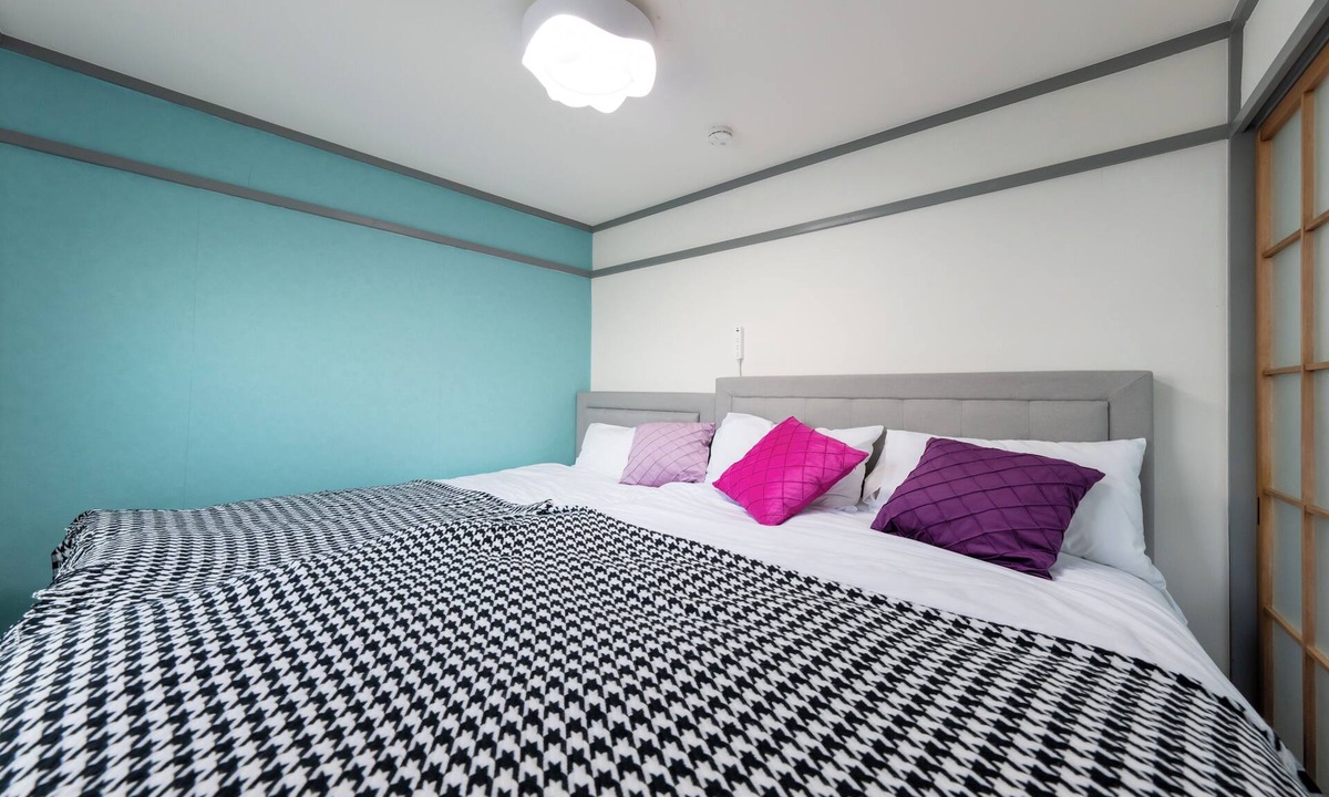 Ota Apartment | IRODORI-Omori: Travel like you live. 6min to Shinagawa, sleeps 5. Quiet,