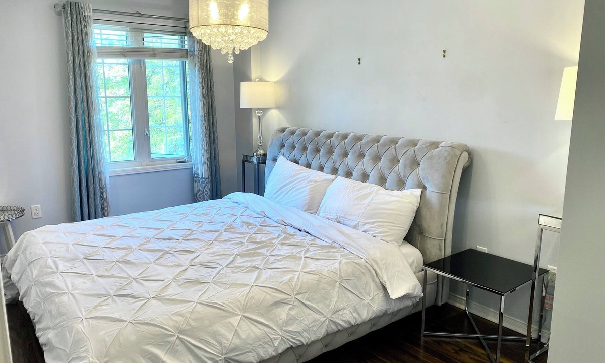 Bradford House | Kick back and relax in this calm, stylish space
