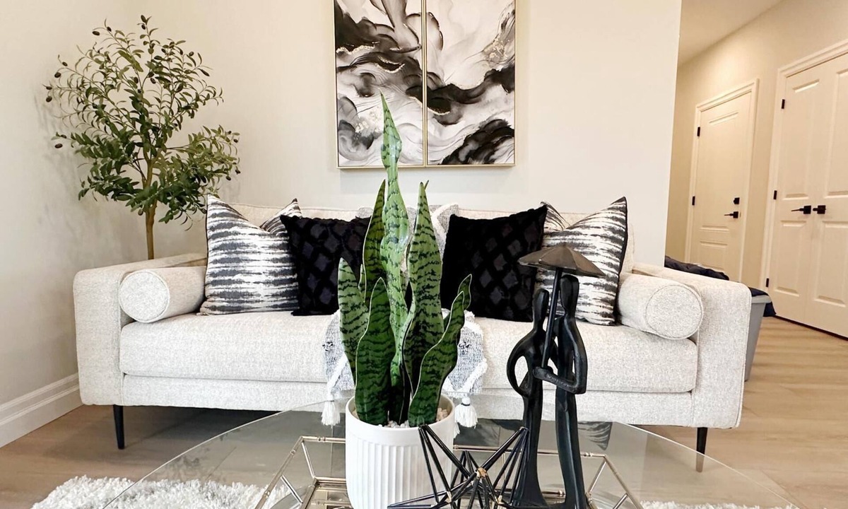 Goderich House | Kira Homes