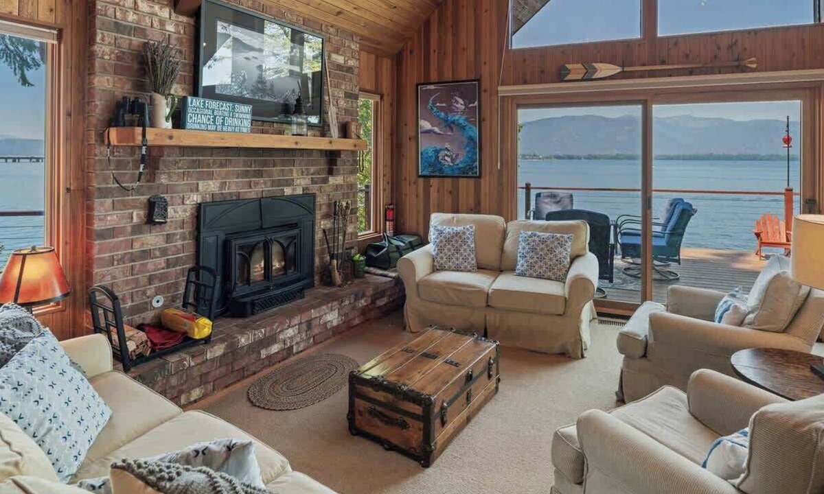 Sandpoint House | Lakefront Retreat Sleeps 16, Guest House, 2 docks