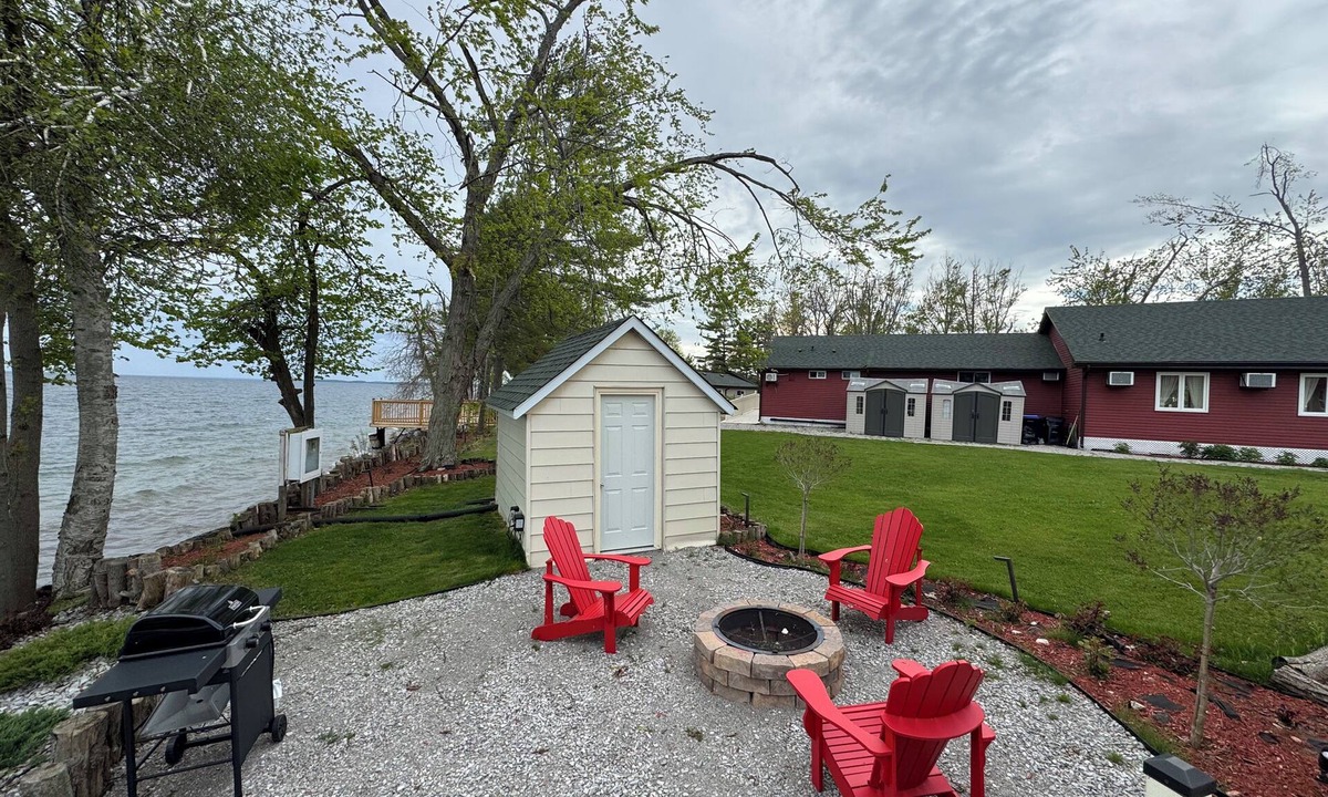 Ramara Cabin | Lakeview President suite on Private island