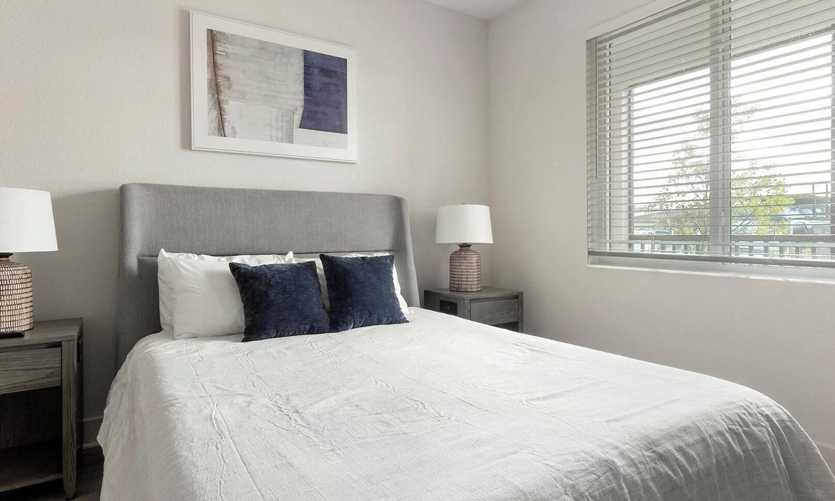 Palmetto Apartment | Landing | Amazing 1BD, Pool, Clubhouse