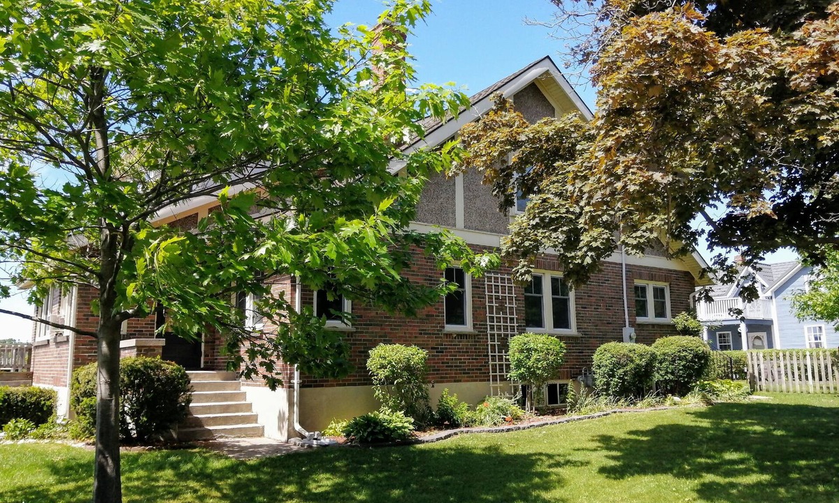 Ashfield-Colborne-Wawanosh House | Large Summer House with the stunning views, four bedrooms, deck and hot tub!