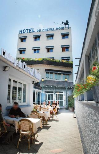 Pantin Hotel | Le Cheval Noir Hôtel Paris Pantin