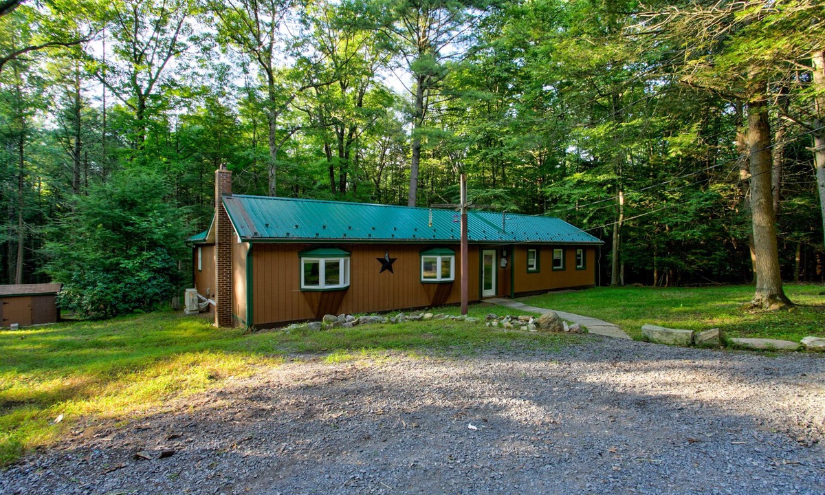 Laurelton Cabin | Lone Star Lodge+God's Creation
