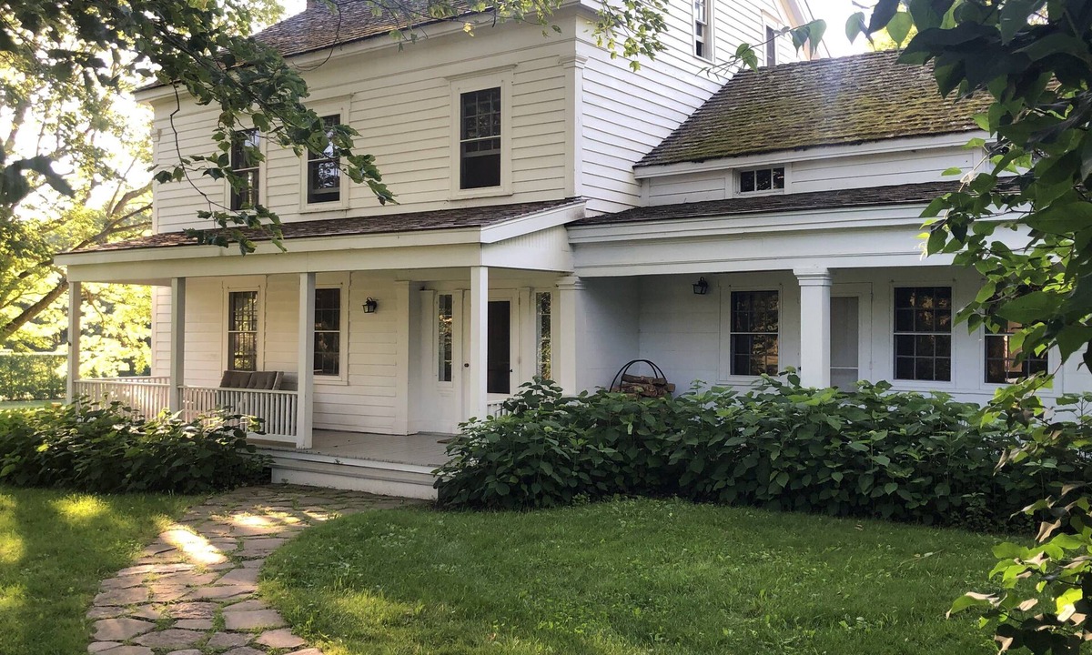 Stanfordville House | Lovely house in a gorgeous setting in Millbrook, NY