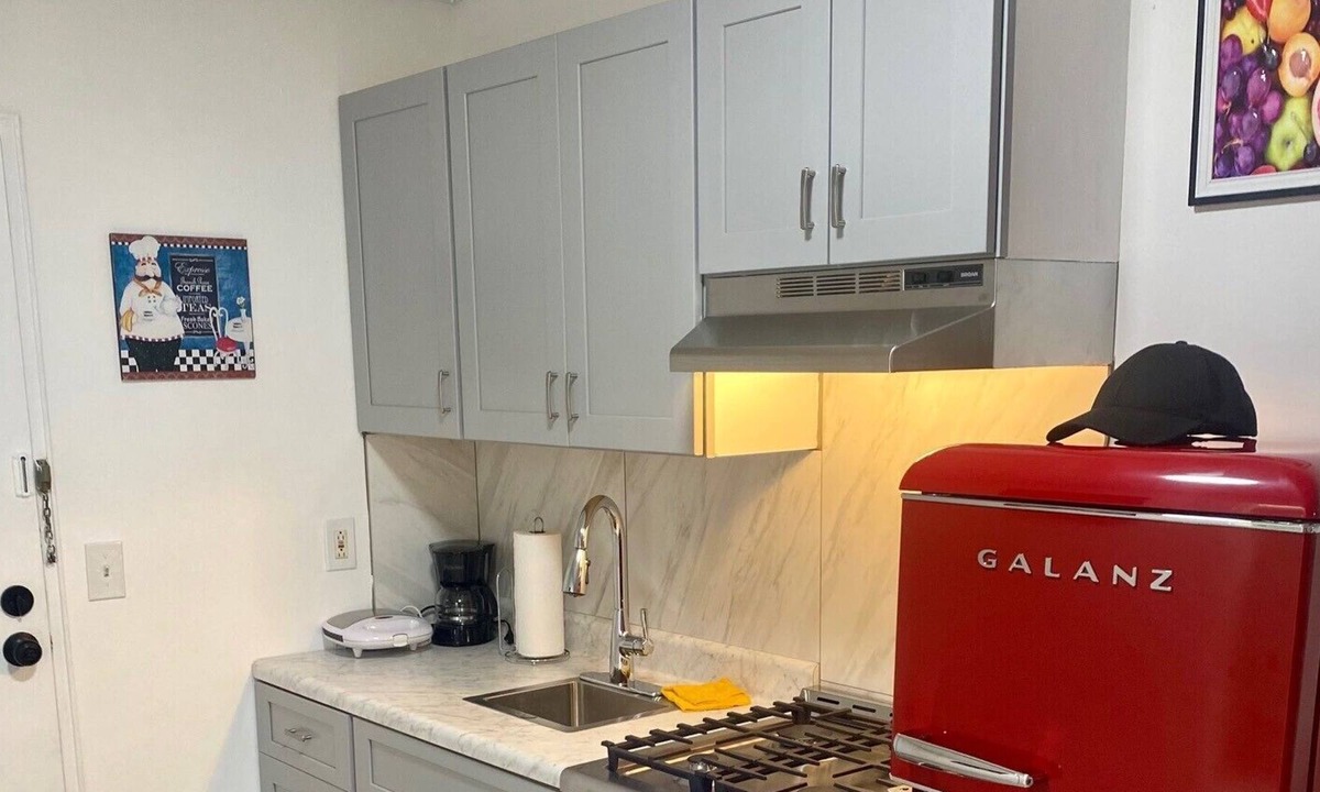 West New York Apartment | Lovely one bedroom close to NYC- brand new