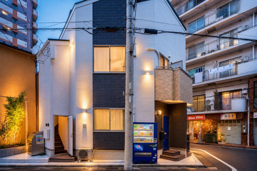 Kitakoiwa Apartment | LUNA HOUSE 201 New Open near the station 30 sec