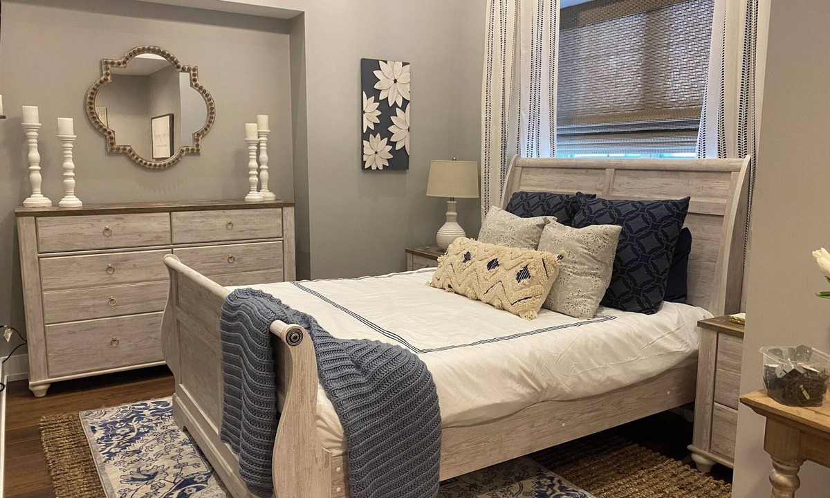 Port Matilda House | Luxury 5-bedroom house rental for PSU Weekend Events