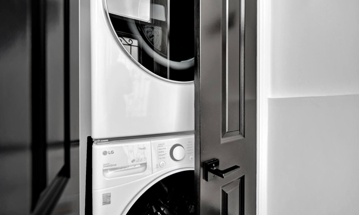 Brampton House | Luxury 5Star Home away from Home