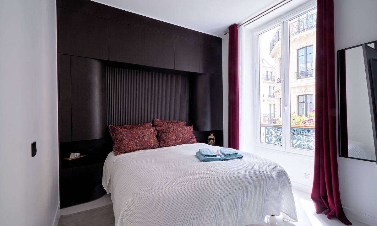 Champs-Elysees Apartment | Luxury Apartment Les Champs-Élysées