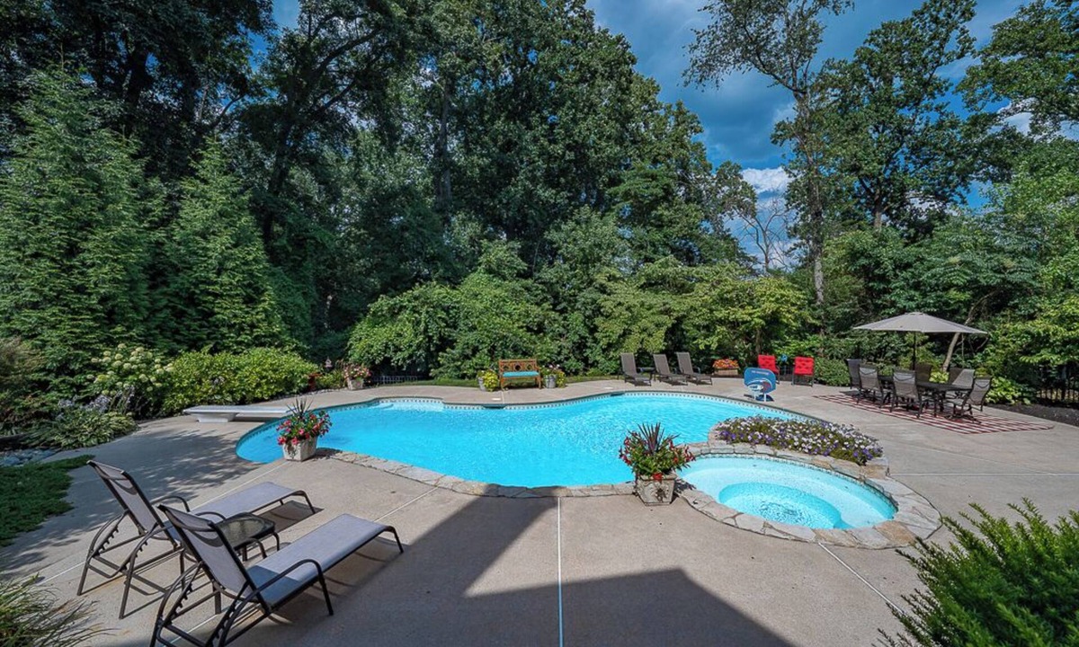Gradyville House | Luxury Retreat Near Philly – 250th Celebration, All-Star & Major international sporting event