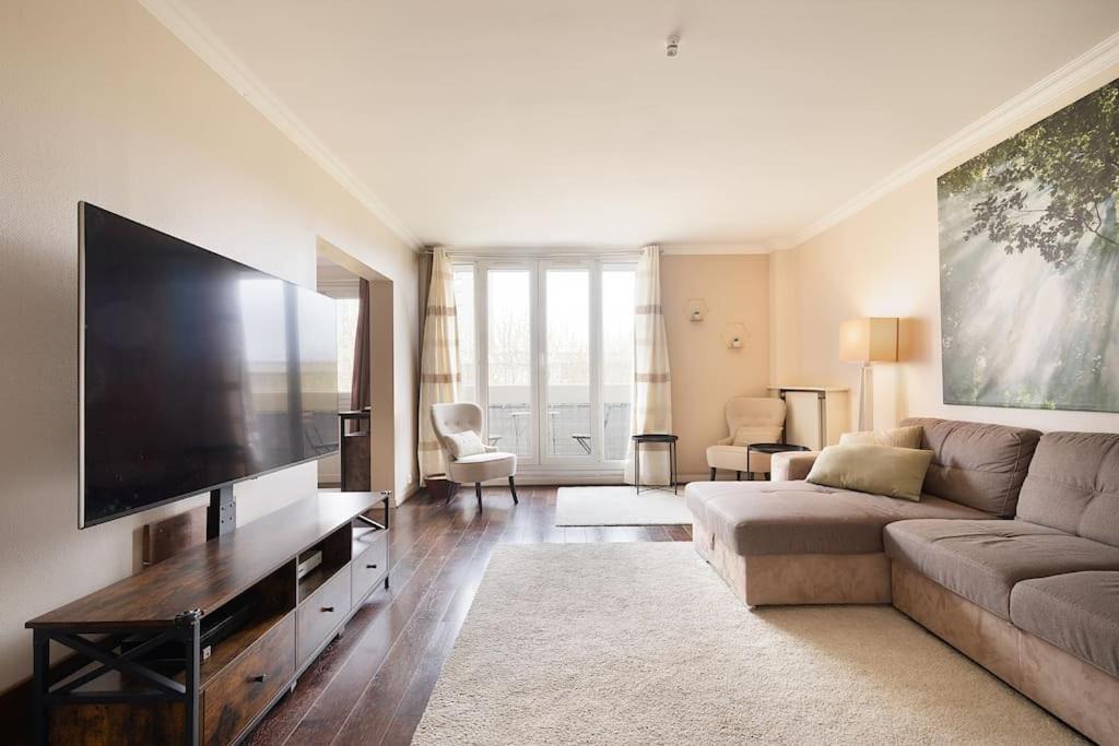 Neuilly-sur-Marne Apartment | Magnifique appartement entre Disneyland et Paris 3 Chambres