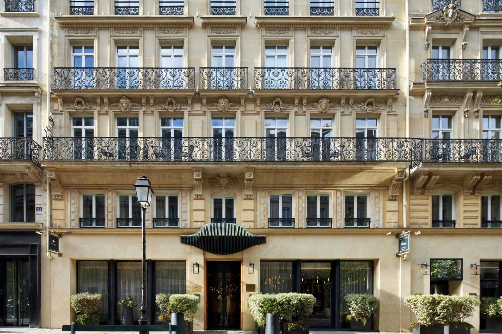 Les Halles Hotel | Maison Albar - Le Pont-Neuf