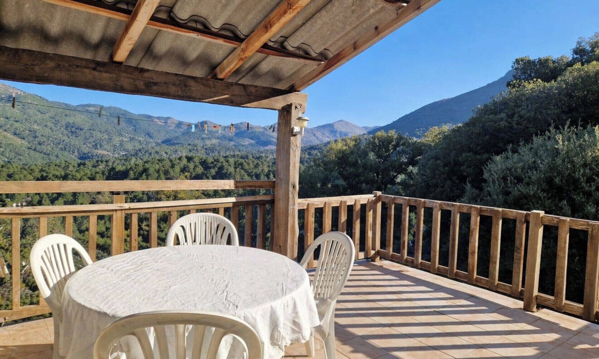Aullene House | Maison de Village