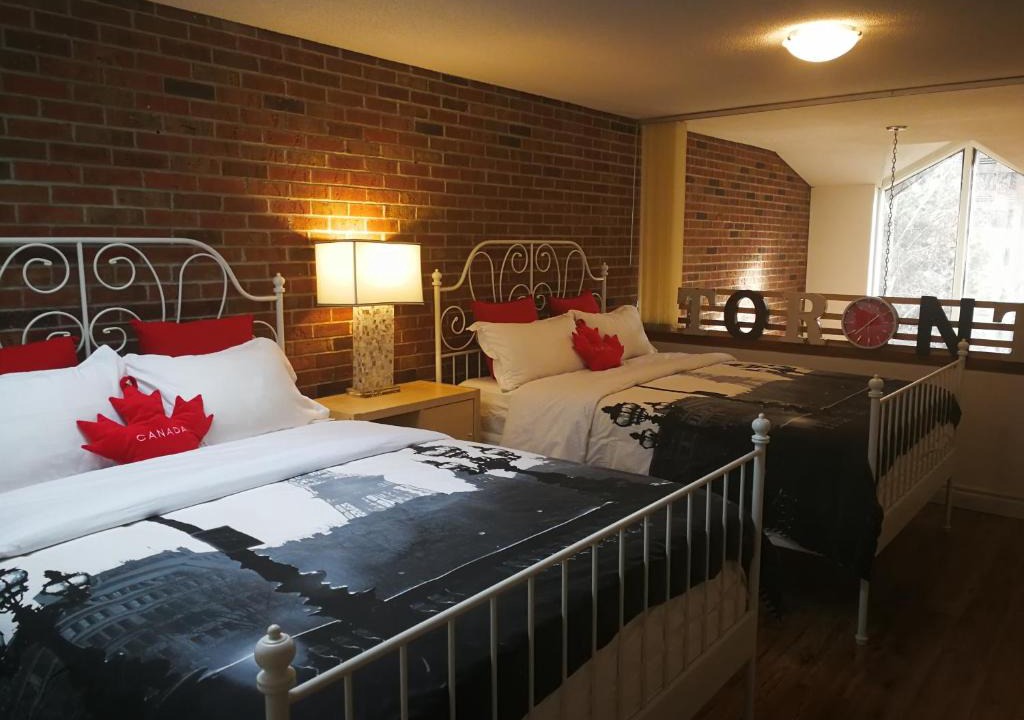 Church and Wellesley House | Margie Townhome Suites