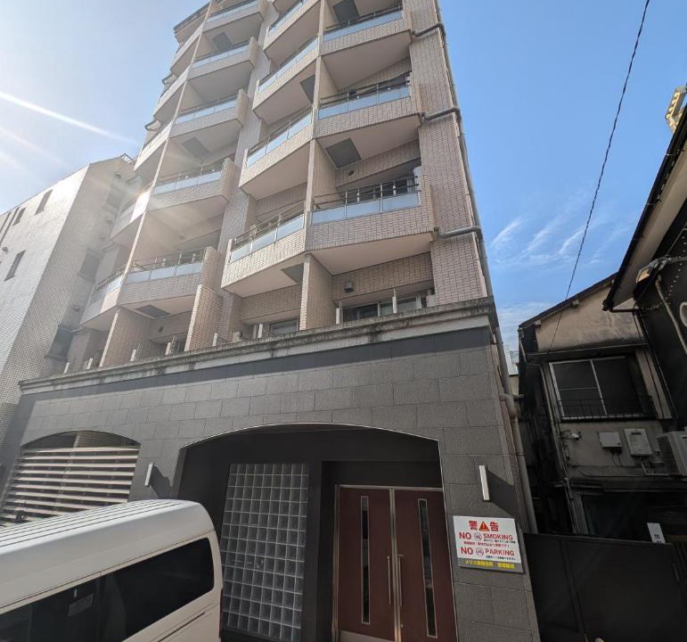 Shinjuku Golden Gai Apartment | MerisuKabukicho,Tokyo