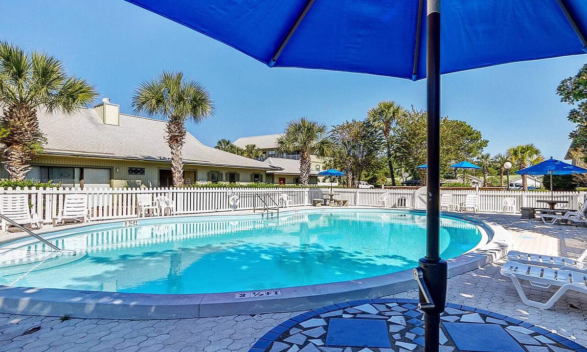 Seagrove Beach Condo | Minutes from the Beach, Ground Floor Unit, 2 Pools + Free Attraction Tickets!