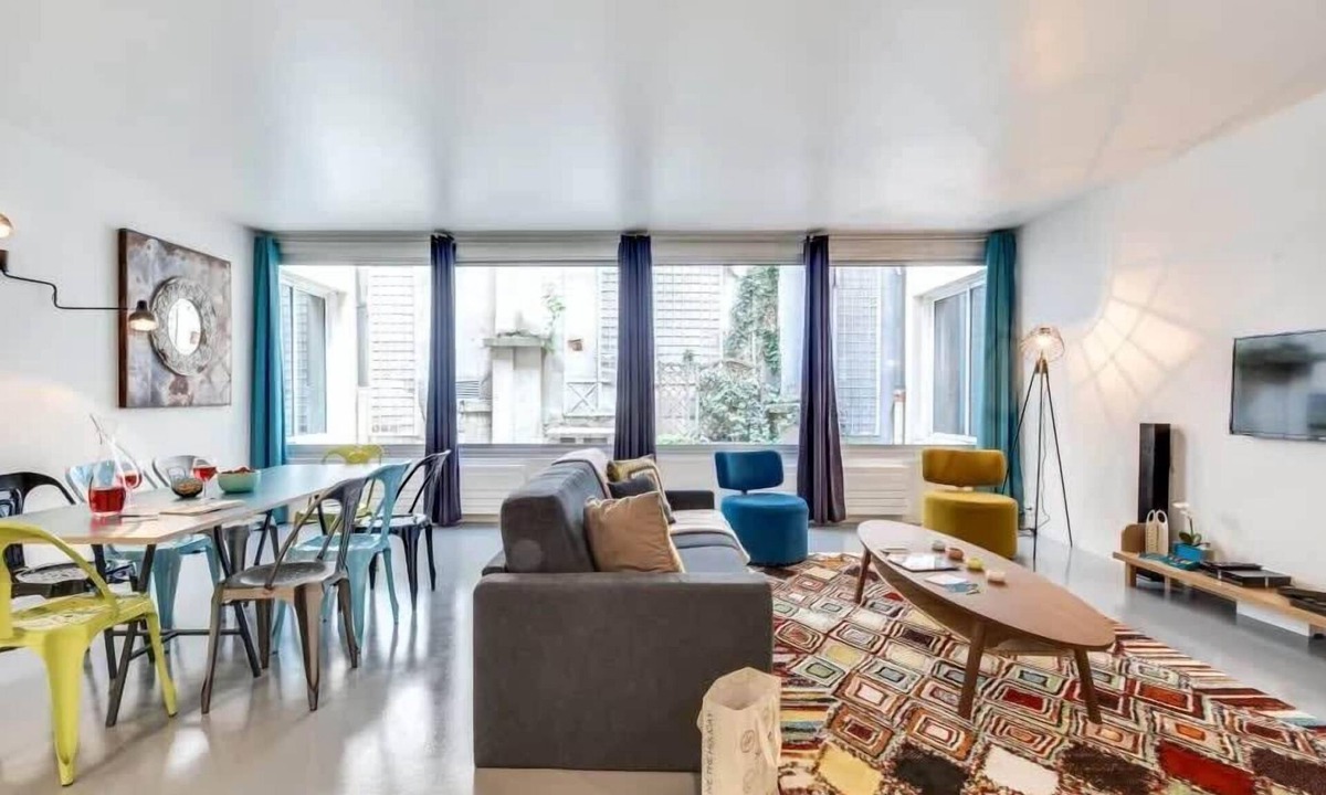 Quartier Sainte-Avoye Apartment | Modern and huge 3BD for 11 guests in Le Marais!