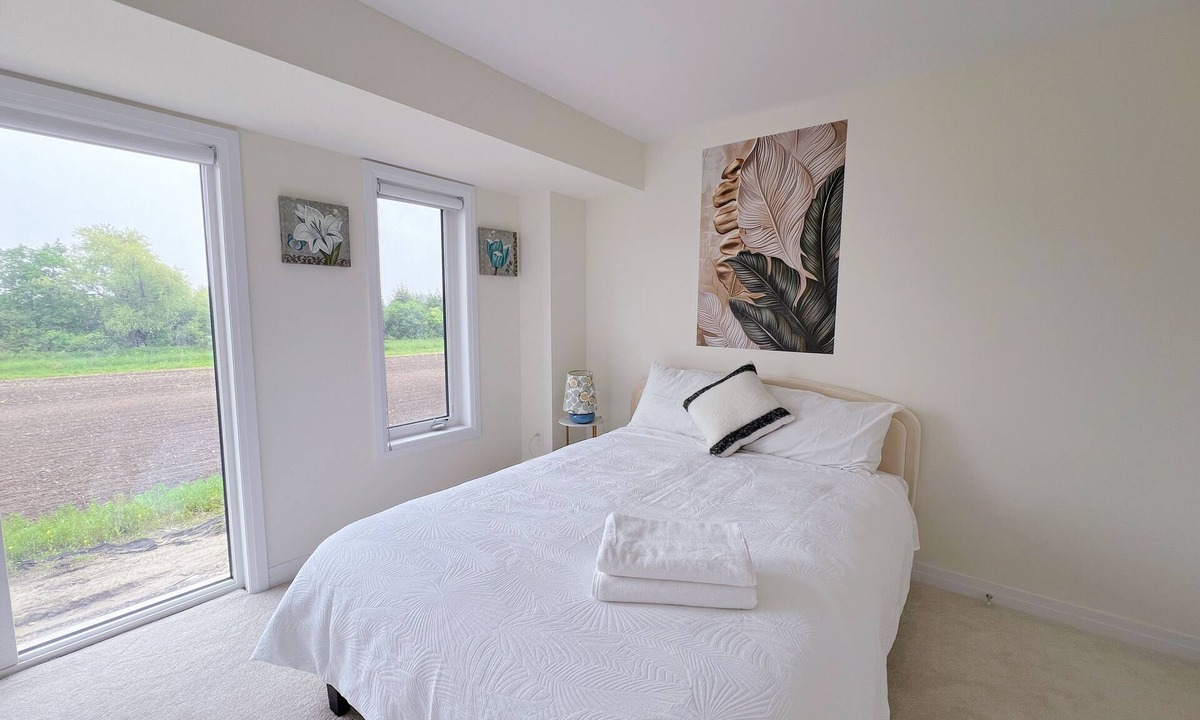 Richmond Hill House | Modern Family Friendly Convenient in Richmond Hill