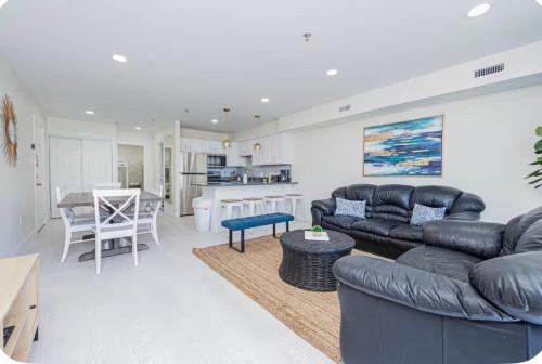 North Ocean City Apartment | Modern Renovated Condo - 90 Steps to Beach - OCMD