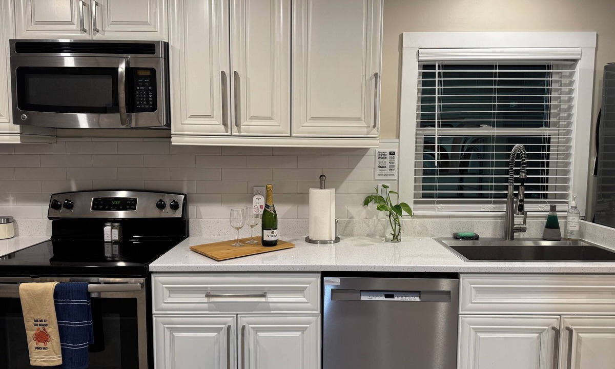 Mount Dora Apartment | Modern studio 4mins from downtown Mount Dora