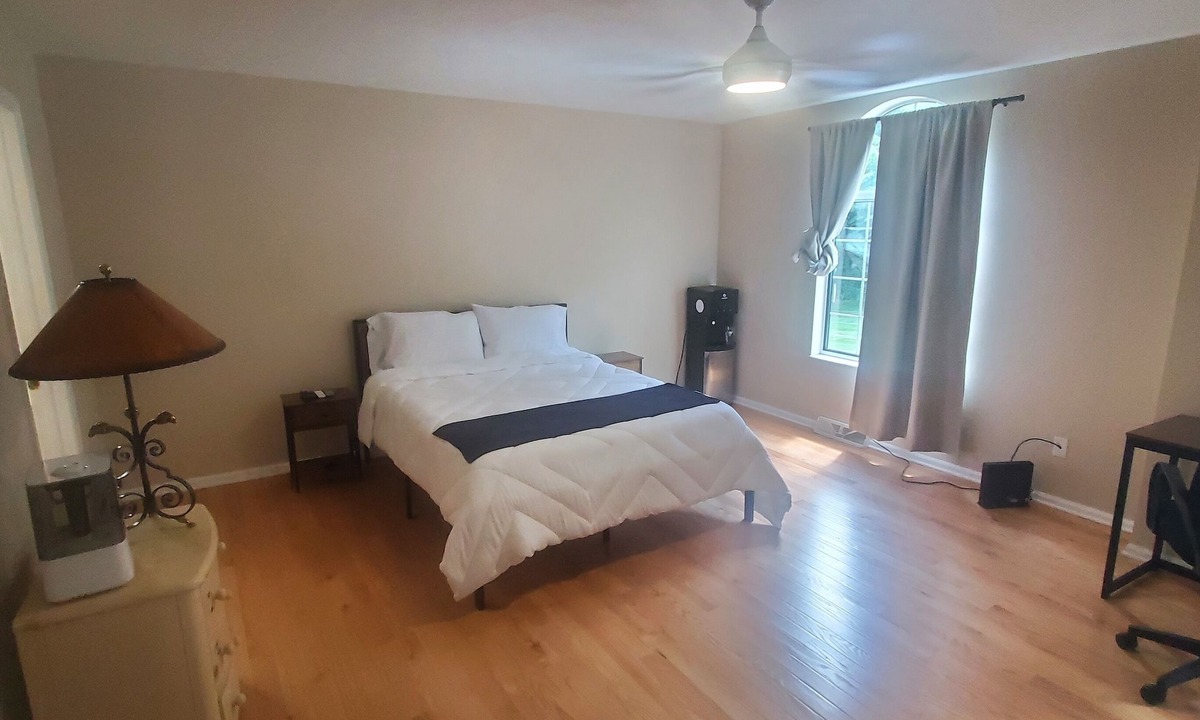 Penn Hills Condo | Modern yet simple housing with extra large bedrooms.