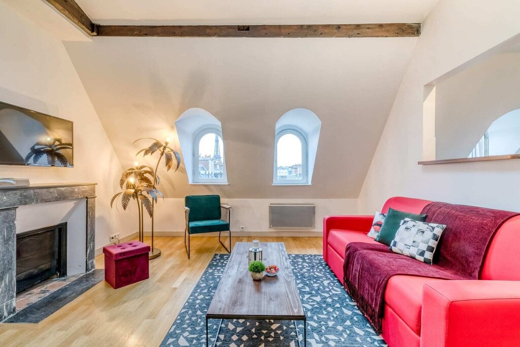 Champs-Elysees Apartment | Montaigne IV - Two Bedroom Apartment, Sleeps 6