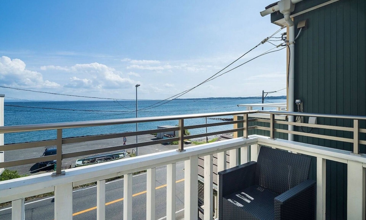 Yokosuka House | Moon road Oceanfront Villa with Traditional Japanese wooden bath Dry saunaStay with your pets/Yokosuka Kanagawa