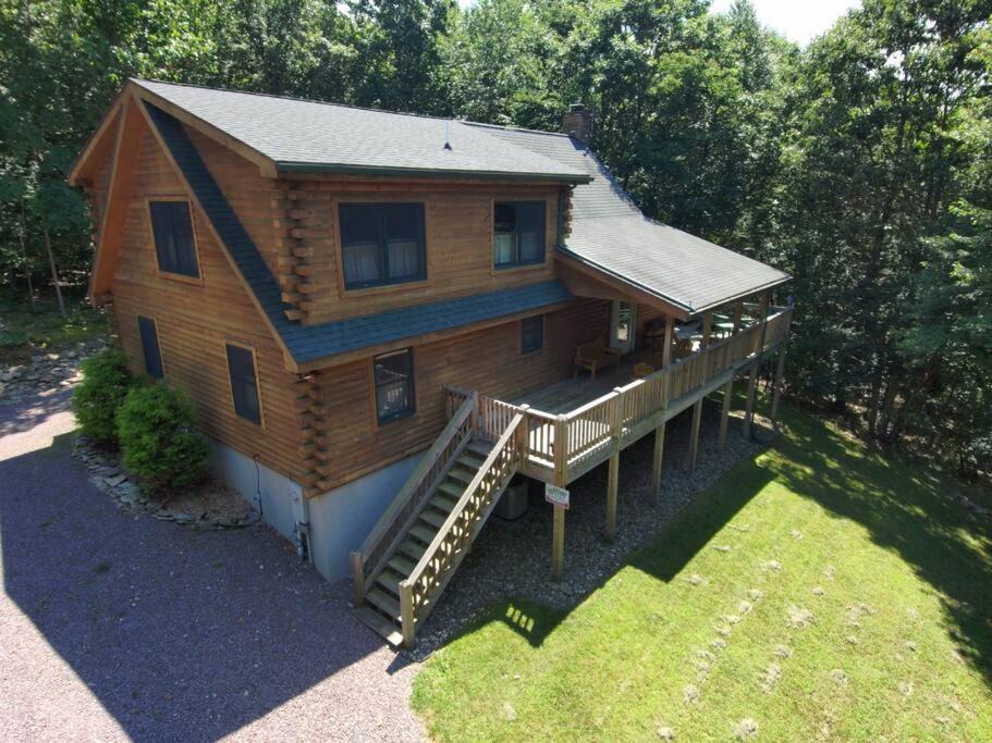 Boynton Ski Chalet | Mountain Maryland! Bear in the Woods