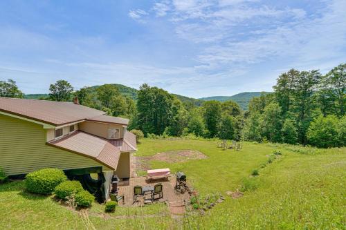 Mills House | Mountain Retreat Near Cherry Springs w/Game Room
