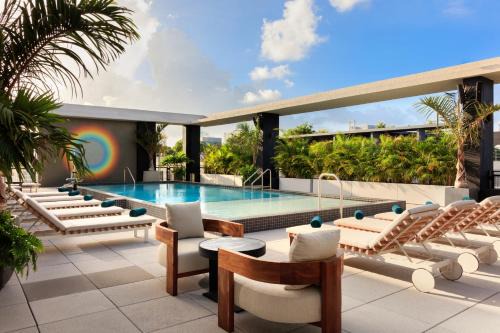Wynwood Art District Hotel | Moxy Miami Wynwood