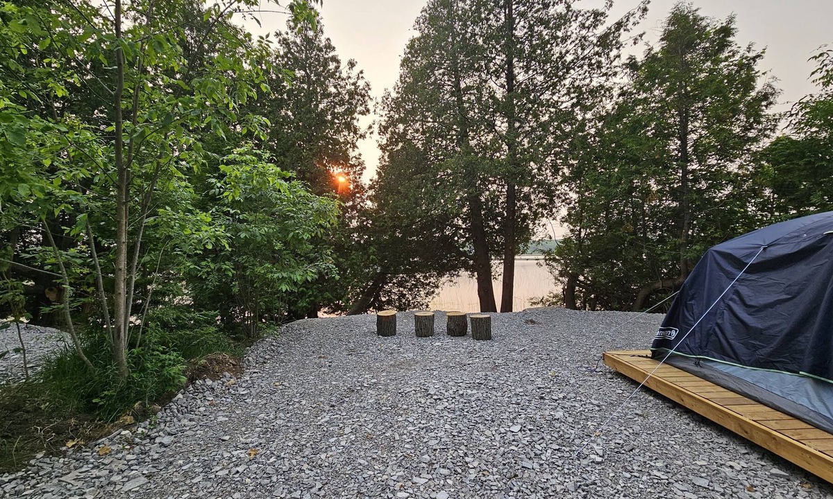 Kemble RV Rental | Nature Heaven: Farm, Day/Night Camping on The Lake S2