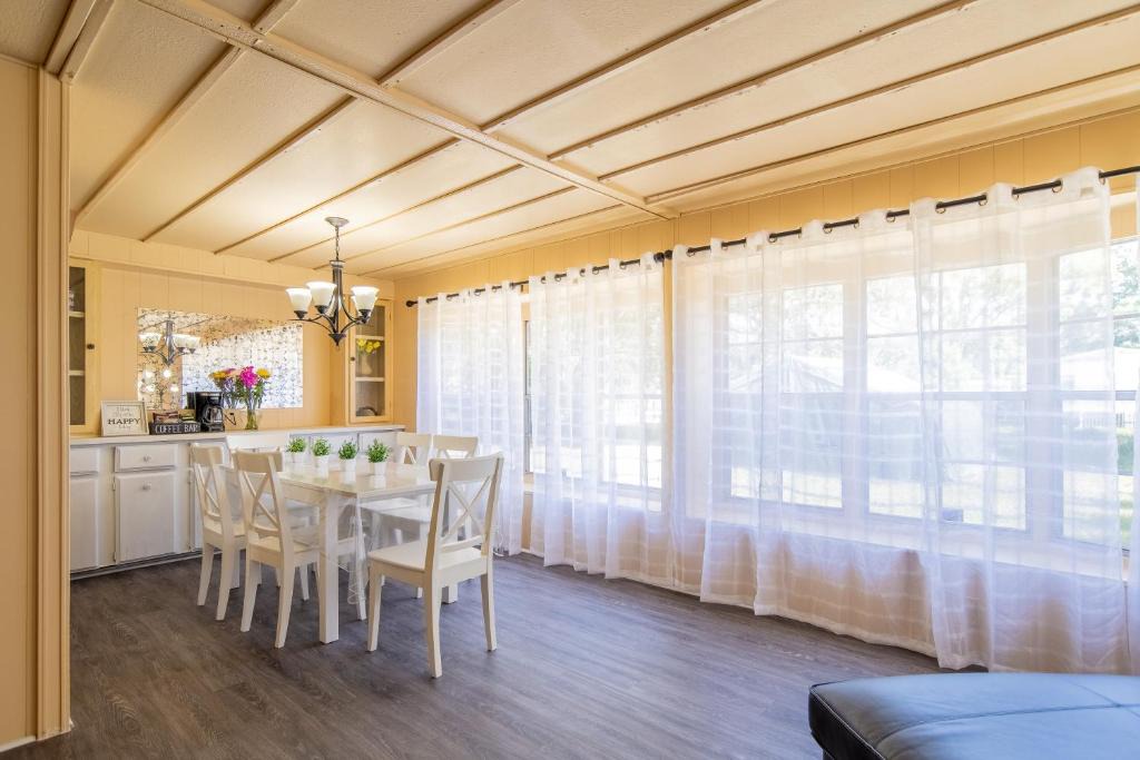 Wesley Chapel House | Nature Lover's Bliss