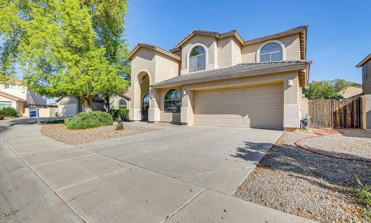 Maricopa Cottage | Near Golf Courses & Casinos: Maricopa Home w/Yard